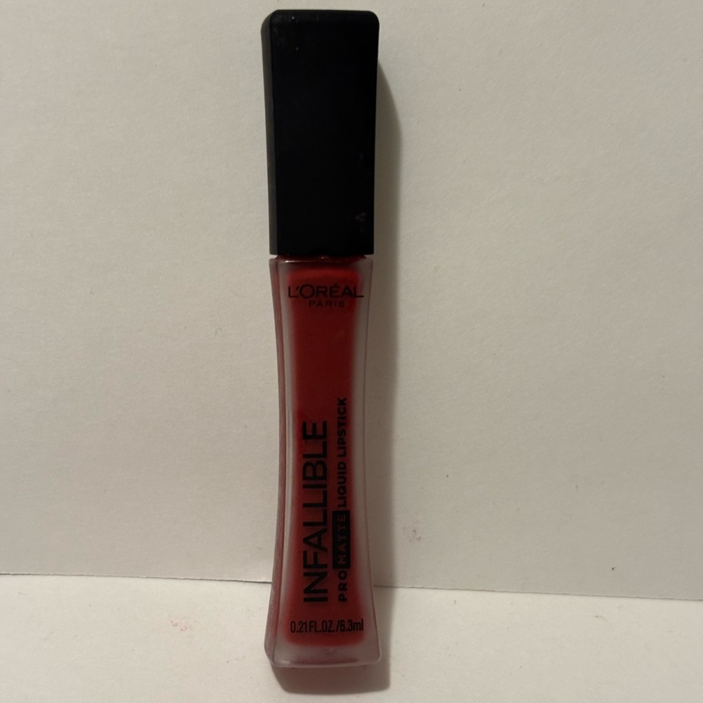 New L’Oréal Infallibles liquid lipstick shade 366 stirred